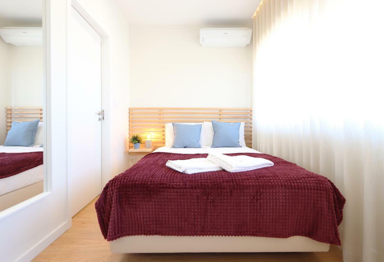 Hm - Living Batalha Square 1 Leilighet Porto Eksteriør bilde